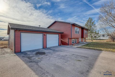529 BLUEBIRD DR Box Elder SD 57719