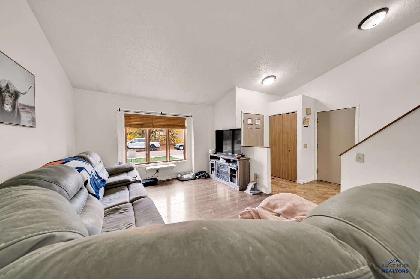 1240 RANGE VIEW CIR