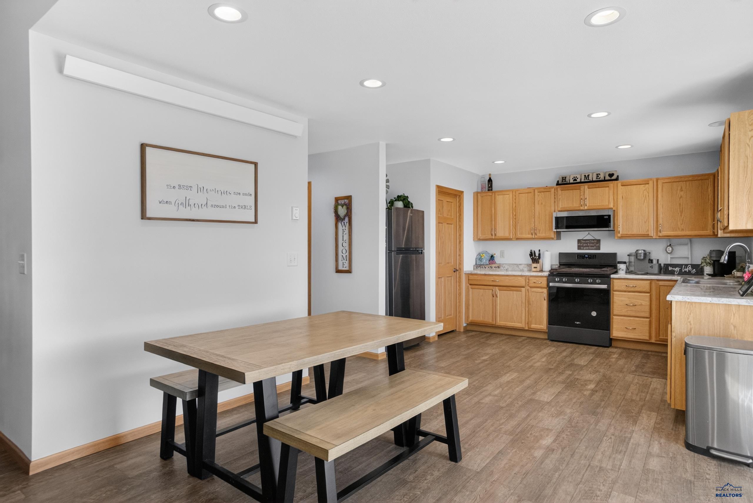 12929 SAPPHIRE LN