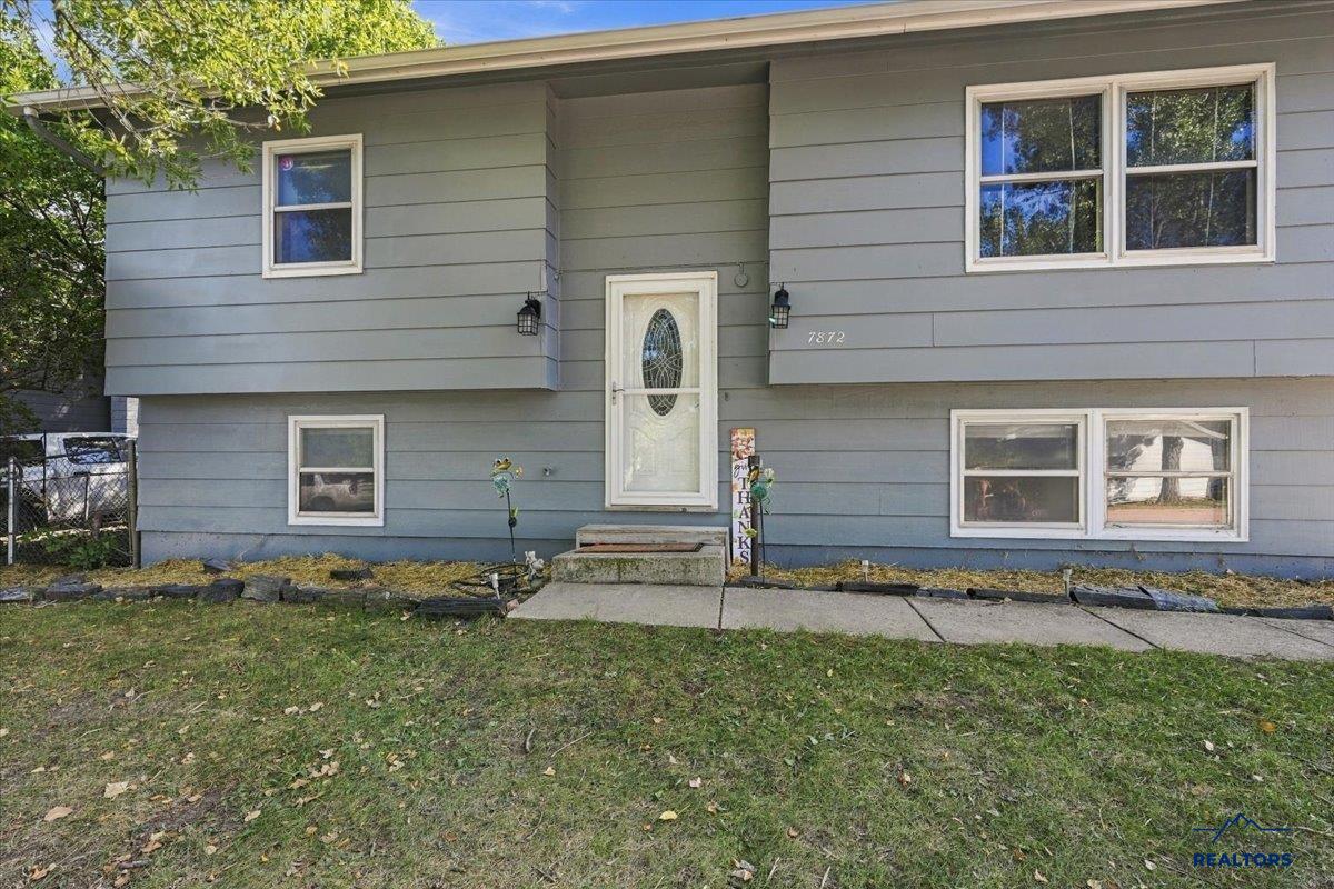 7872 TERRY AVE