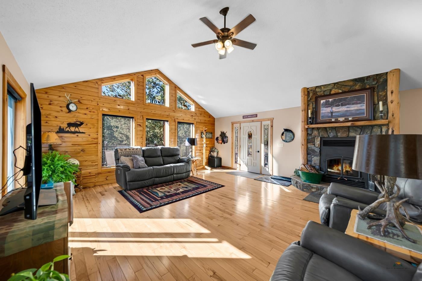 12138 BUCKHORN ESTATES DR