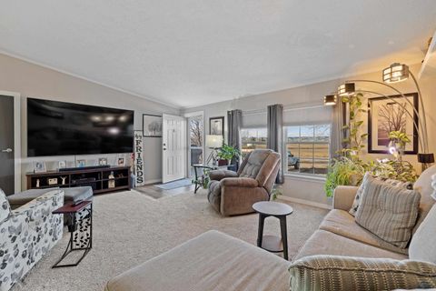 1680 JOLLY LN Rapid City SD 57703