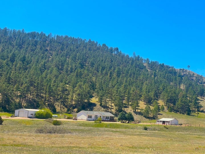 Photo 1 of 40 — 12909 SHEPS CANYON, Hot Springs, SD 57747