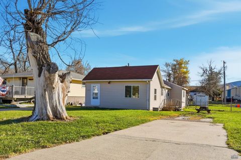 2030 PARK AVE Sturgis SD 57785