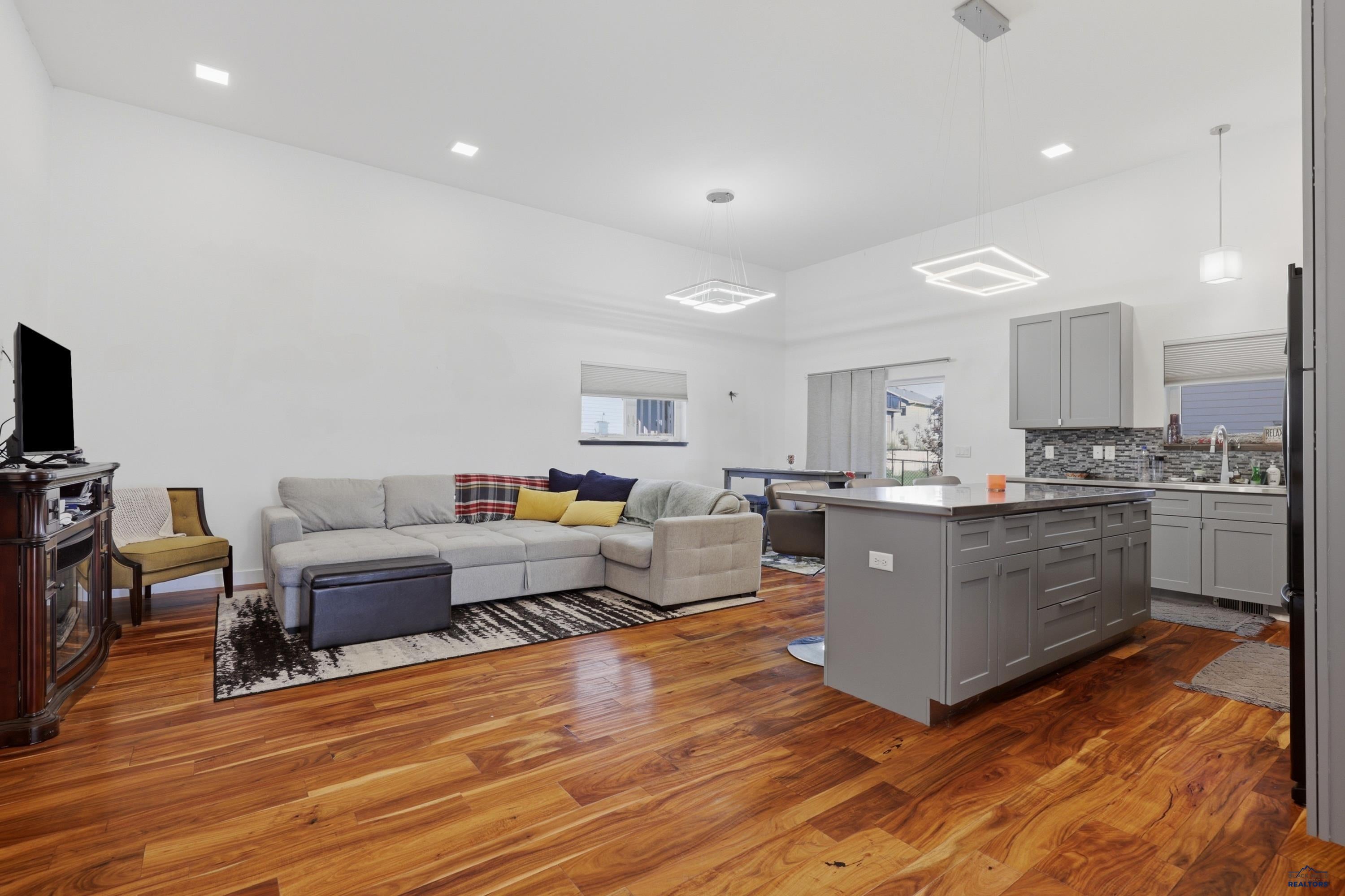 3148 CONSERVATION WAY
