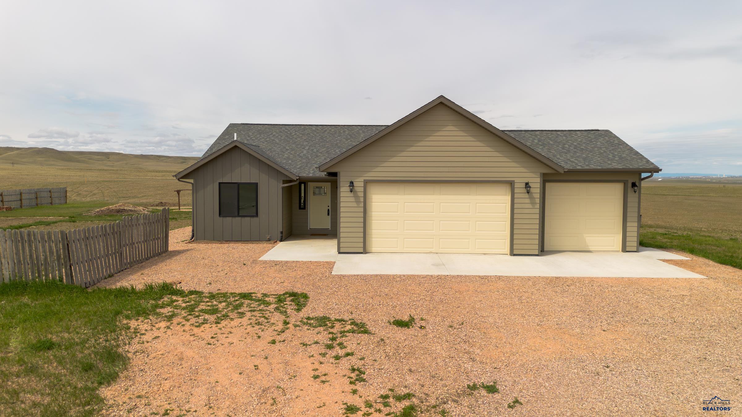 22905 GATEWAY DR