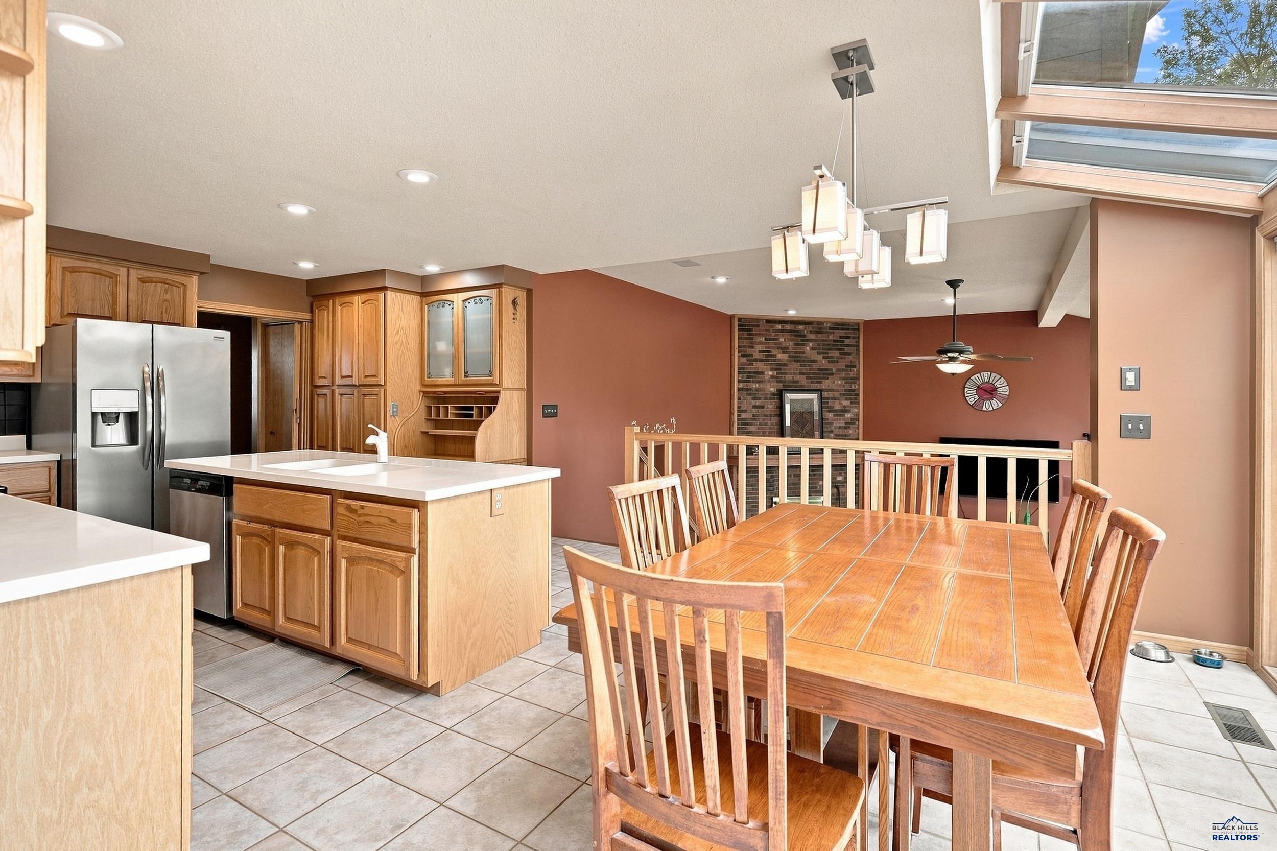 631 WESTWIND DR