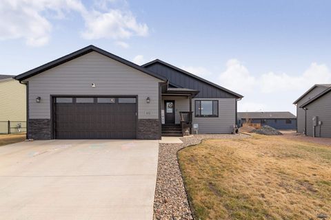 612 ANTIETAM DR Box Elder SD 57719