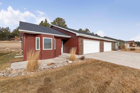 251 DESPERADO LN Custer SD 57730