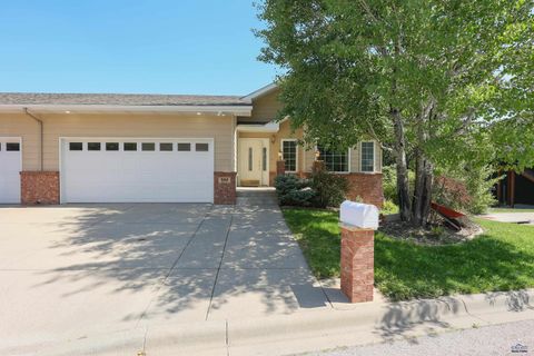 944 STAHL CT Rapid City SD 57701