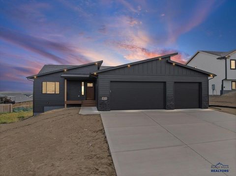 4814 PAHLMEYER DR Rapid City SD 57703