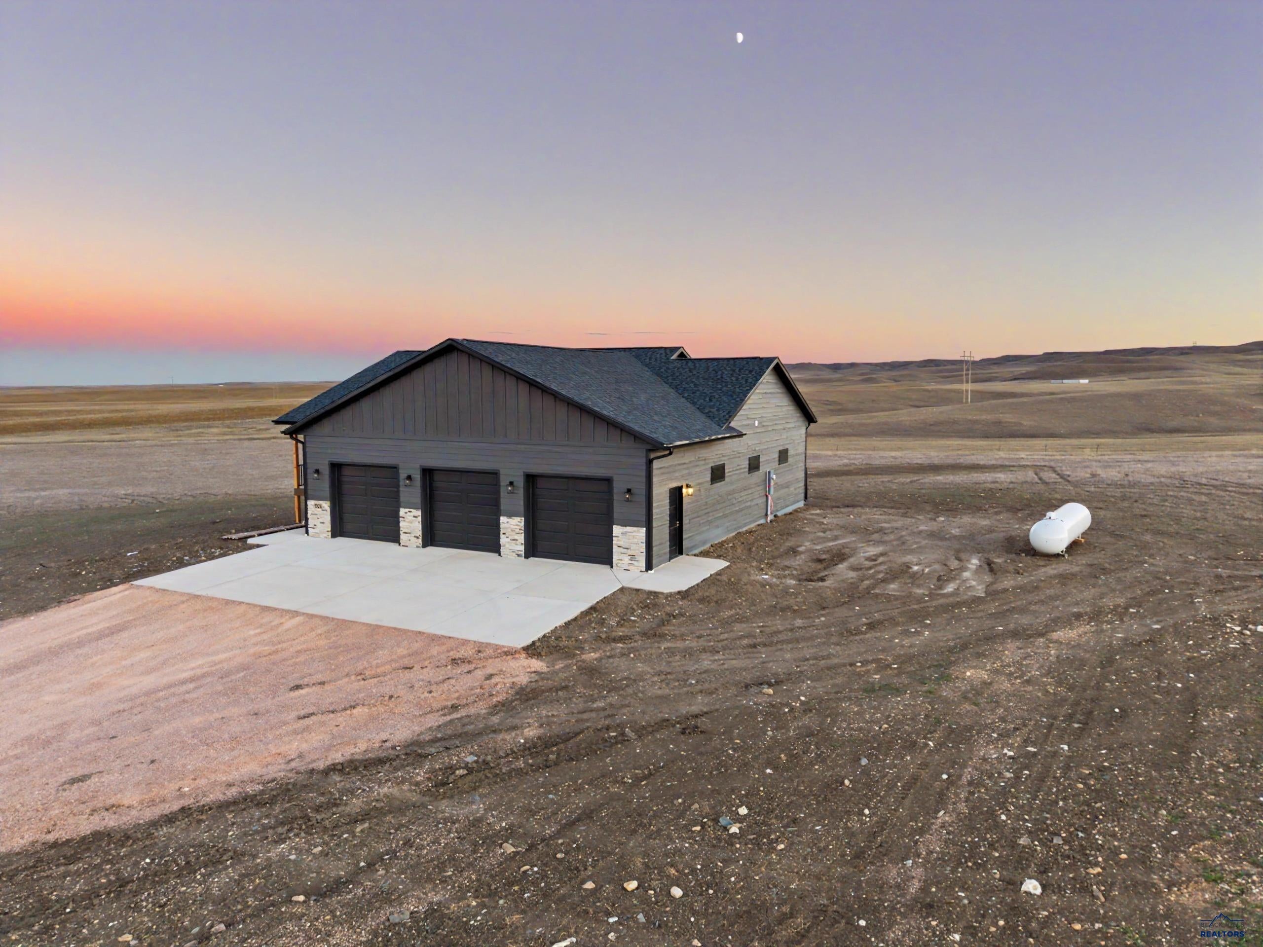 15625 HIGH BLUFF DR