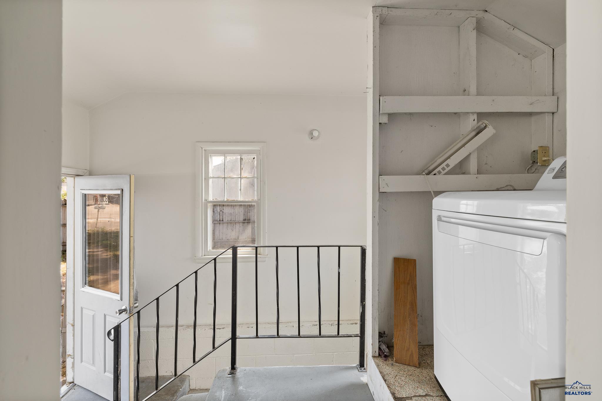 1802 CHERRY AVE