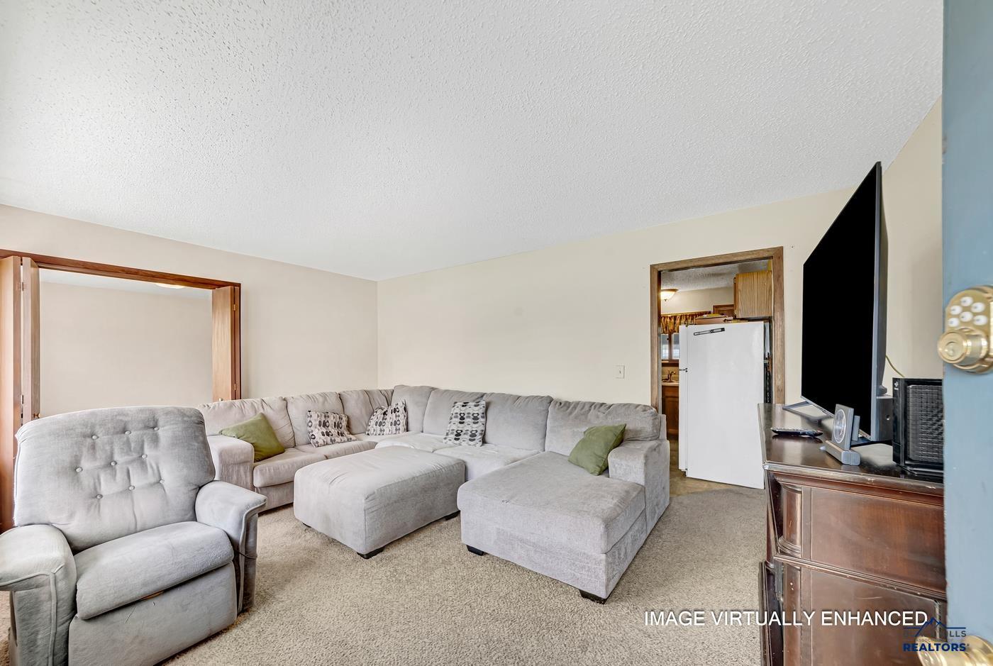 1733 N NEEL