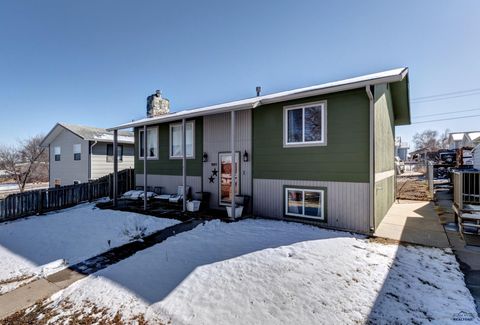 227 E NOWLIN Rapid City SD 57702