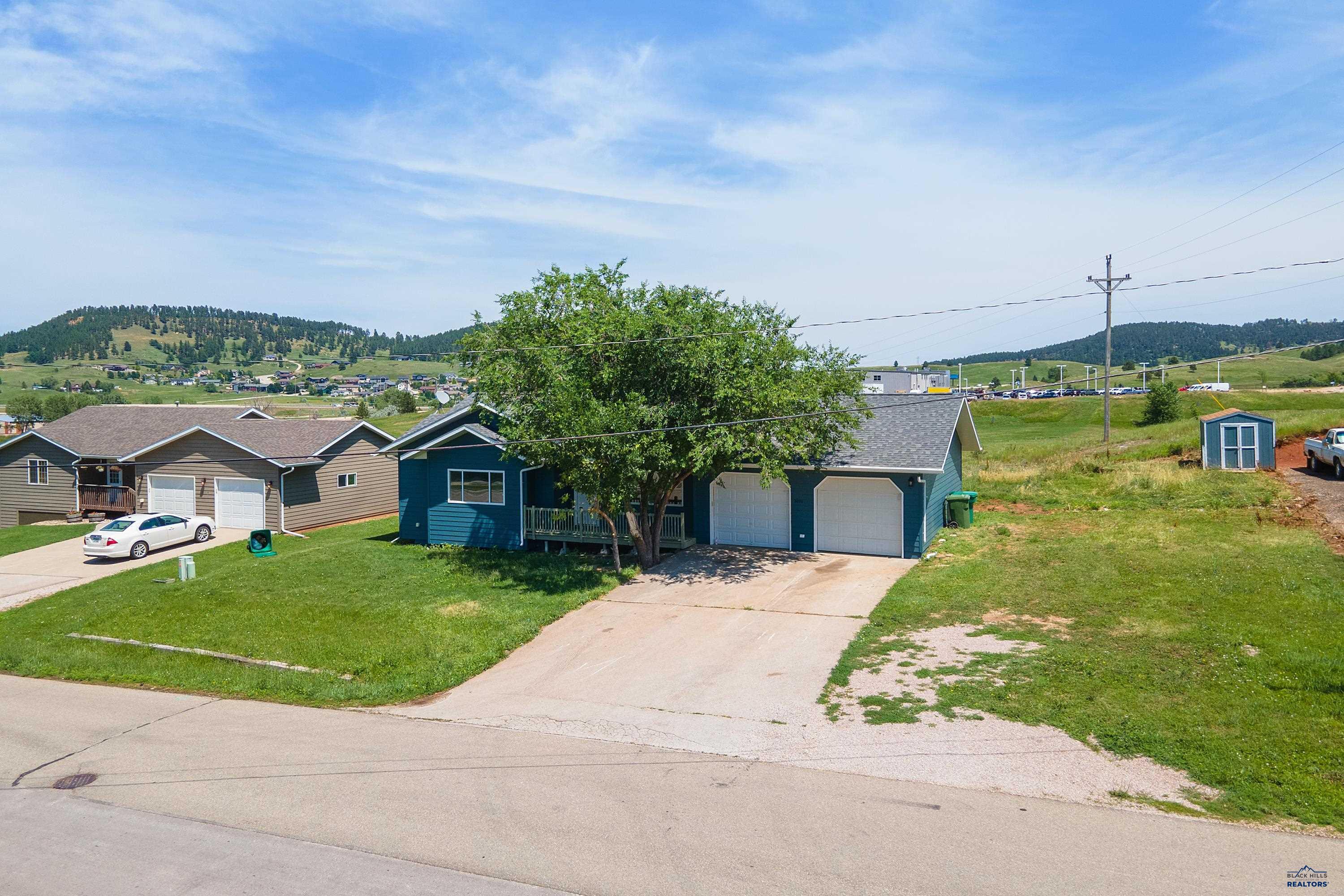 3020 VANOCKER CANYON RD