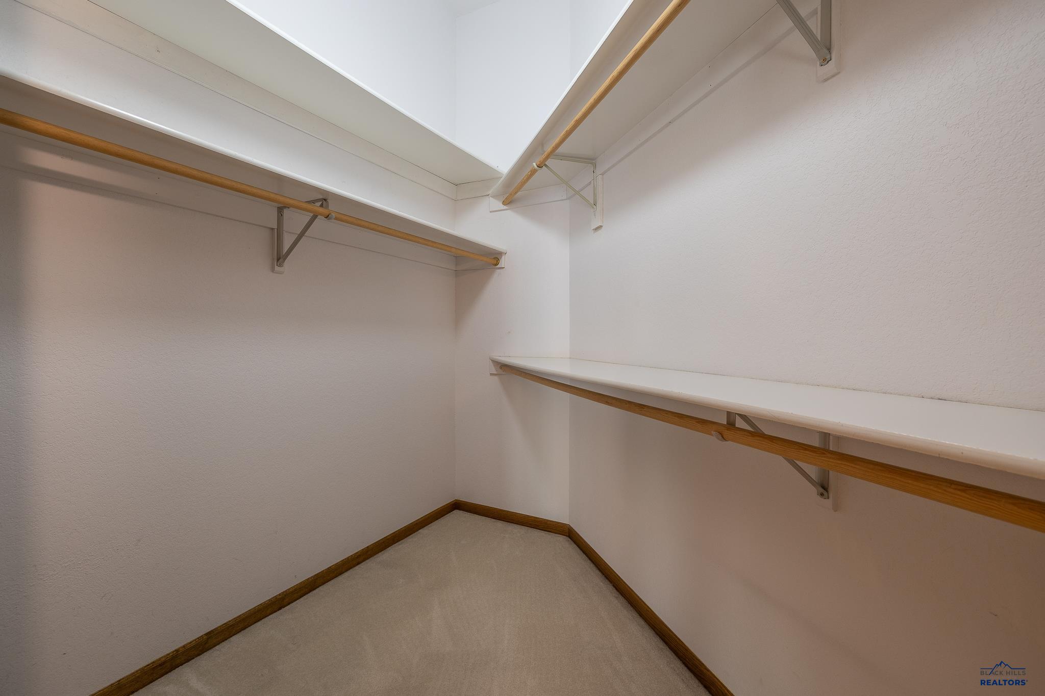 Rapid City, South Dakota 57702, United States, 3 Bedrooms Bedrooms, ,3 BathroomsBathrooms,Residential,Contingent,50772