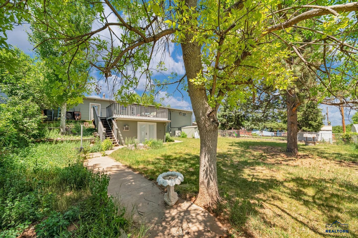 2418 CENTRAL BLVD - Photo 2