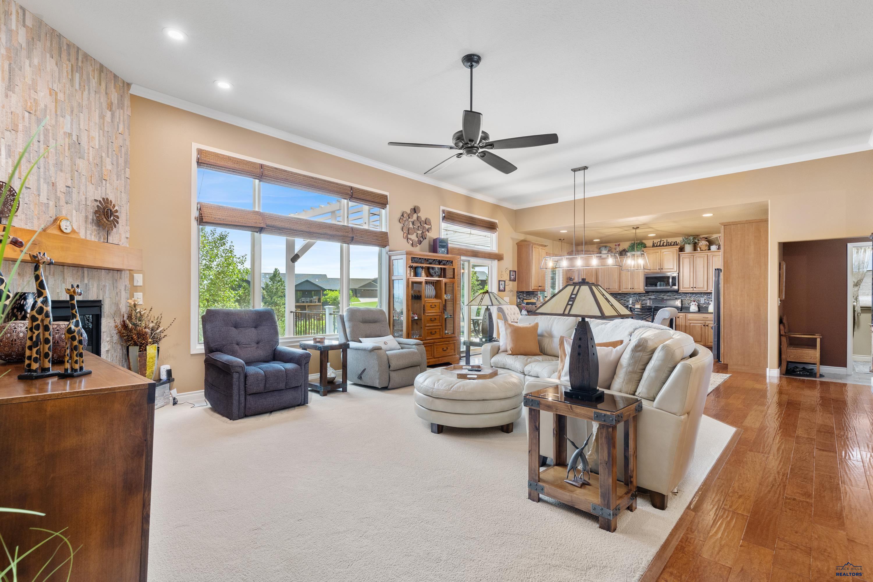 605 ENCHANTED PINES DR