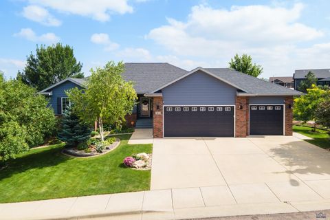 605 ENCHANTED PINES DR Rapid City SD 57701