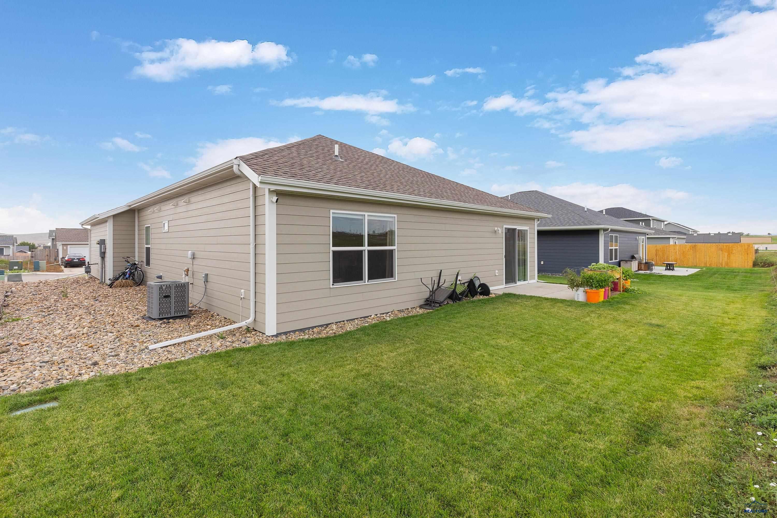 424 HENRY POTTER RD