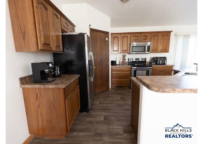 752 BEAR TOOTH CT