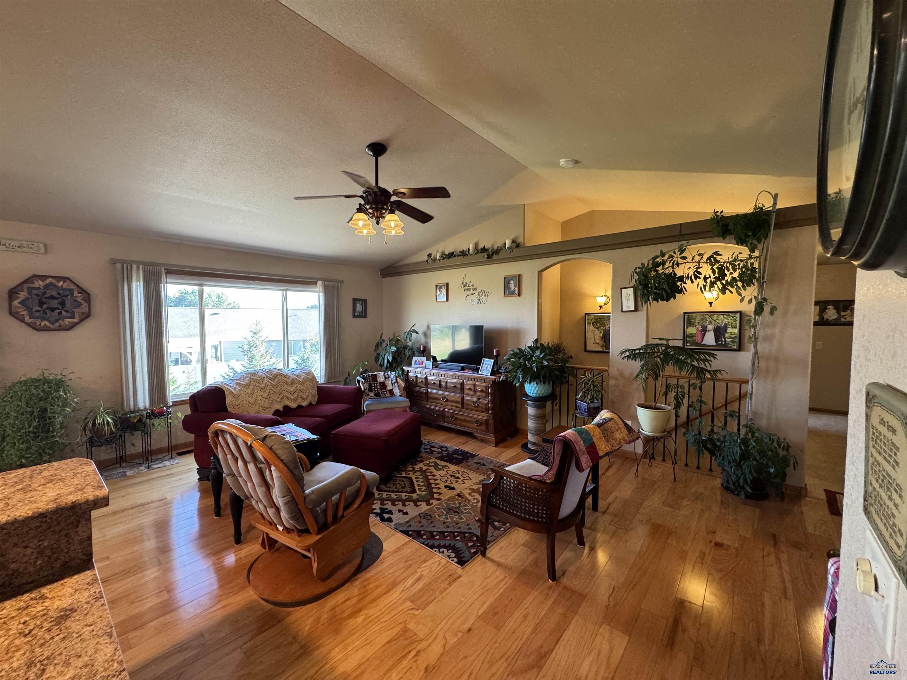 421 E ENCHANTED PINES DR