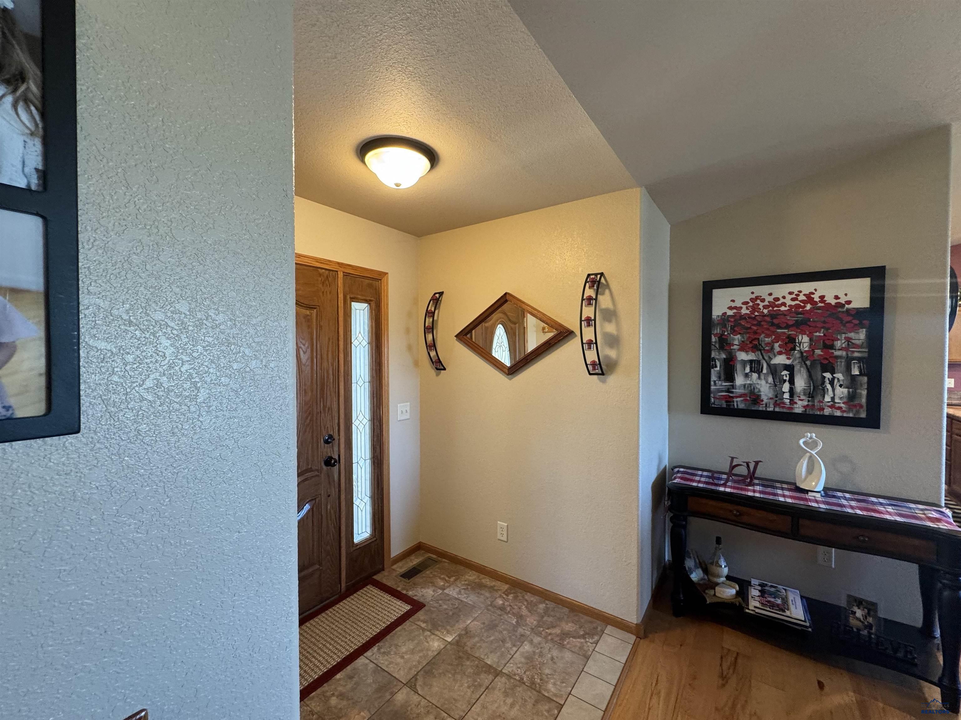 421 E ENCHANTED PINES DR