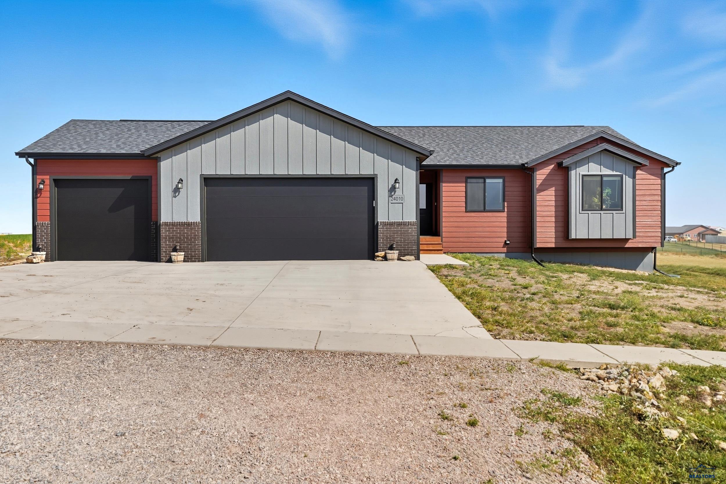 Photo 1 of 38 — 24010 BRIDLE RIDGE CT, Rapid City, SD 57701