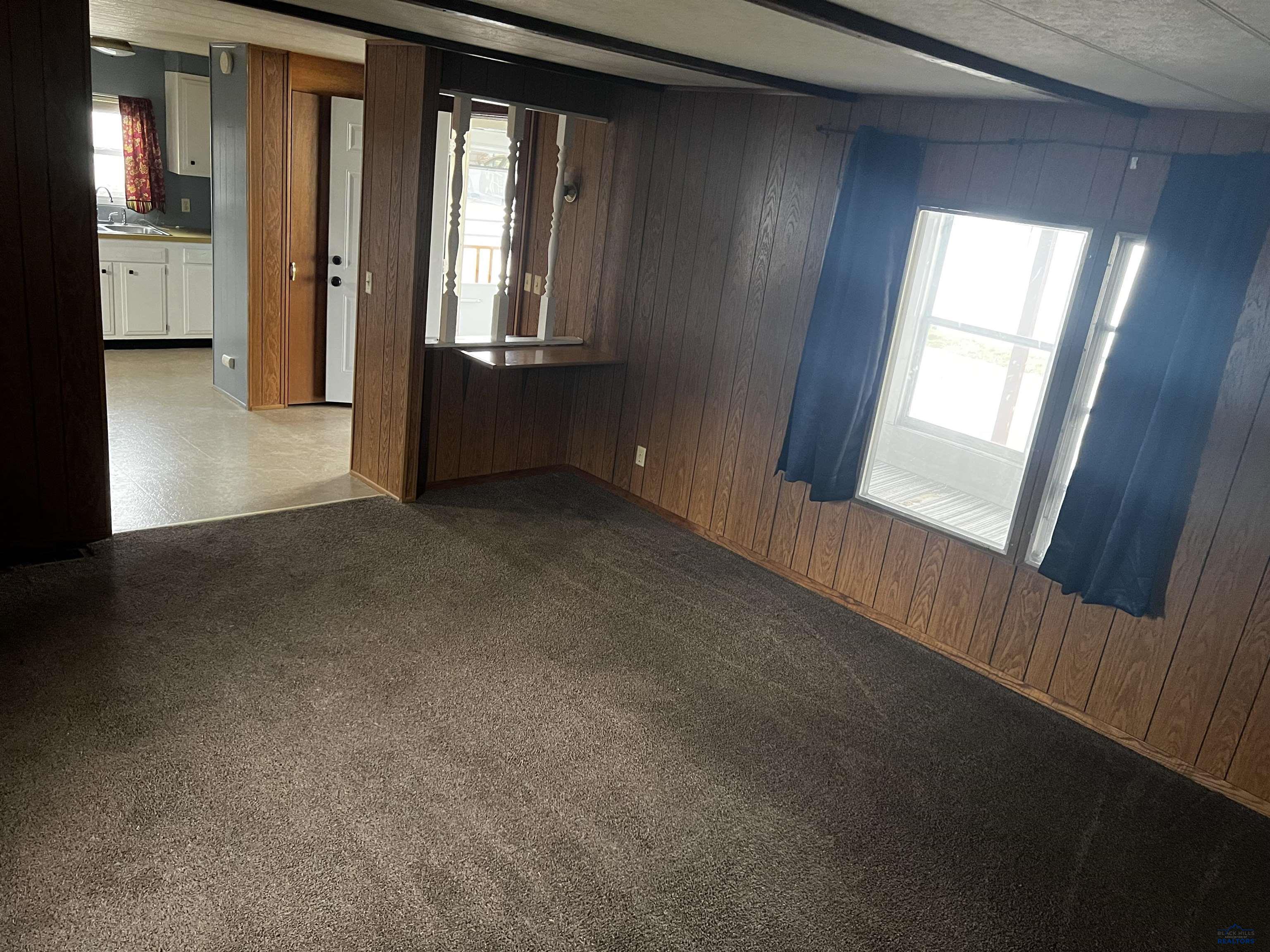 1010.56 E ST PATRICK