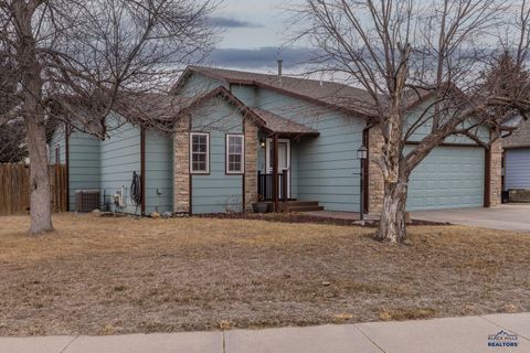1802 COPPERDALE DR Rapid City SD 57703