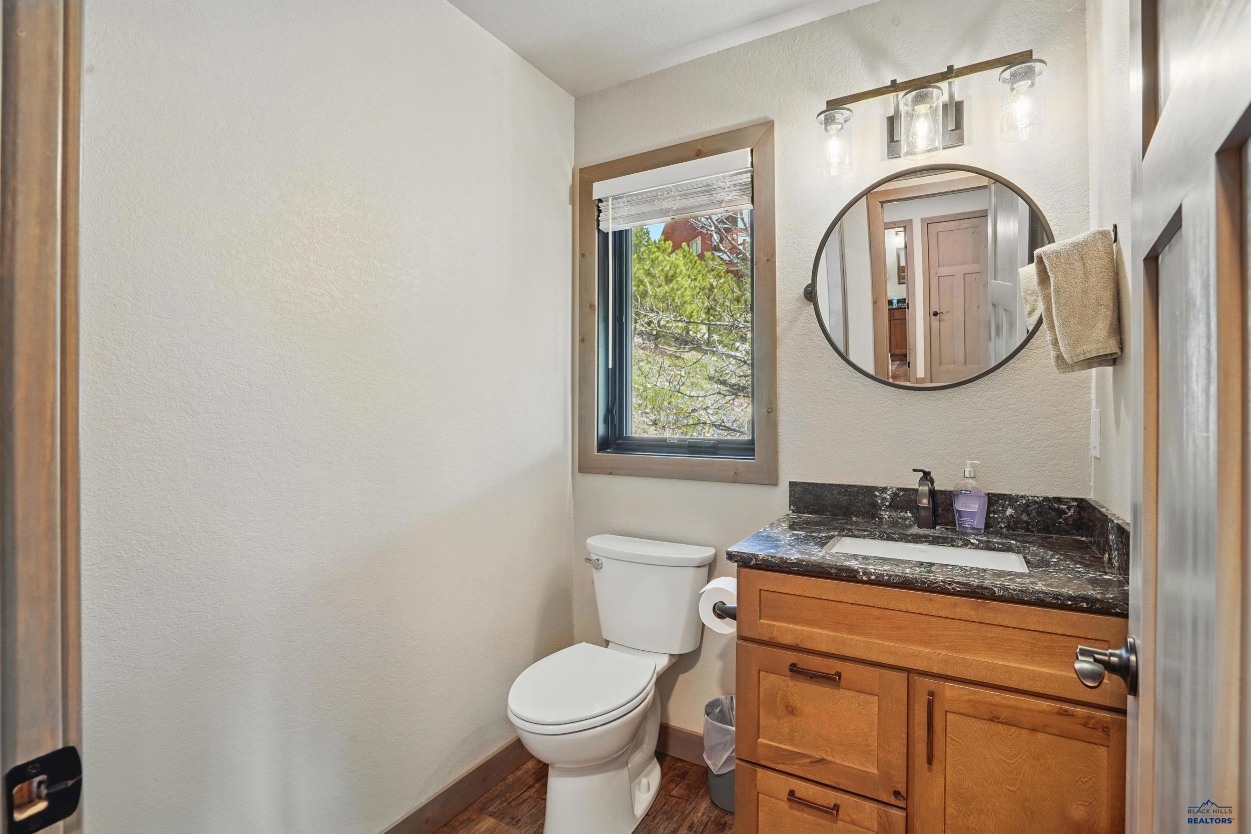 21230 LAST CHANCE TRAIL