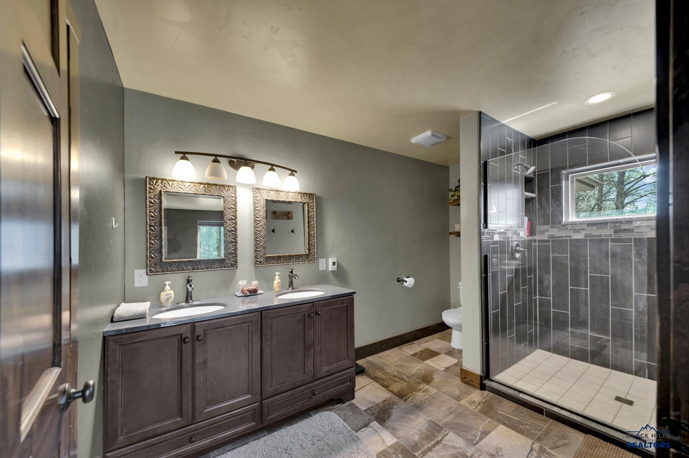 Sturgis, South Dakota, 57785, United States, ,3 BathroomsBathrooms,Residential,Active,1741164