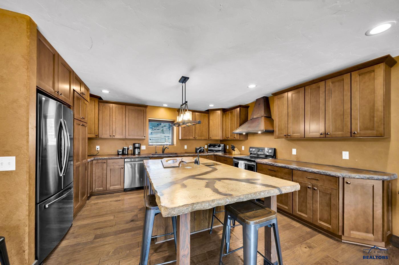 Sturgis, South Dakota, 57785, United States, ,3 BathroomsBathrooms,Residential,Active,1741164