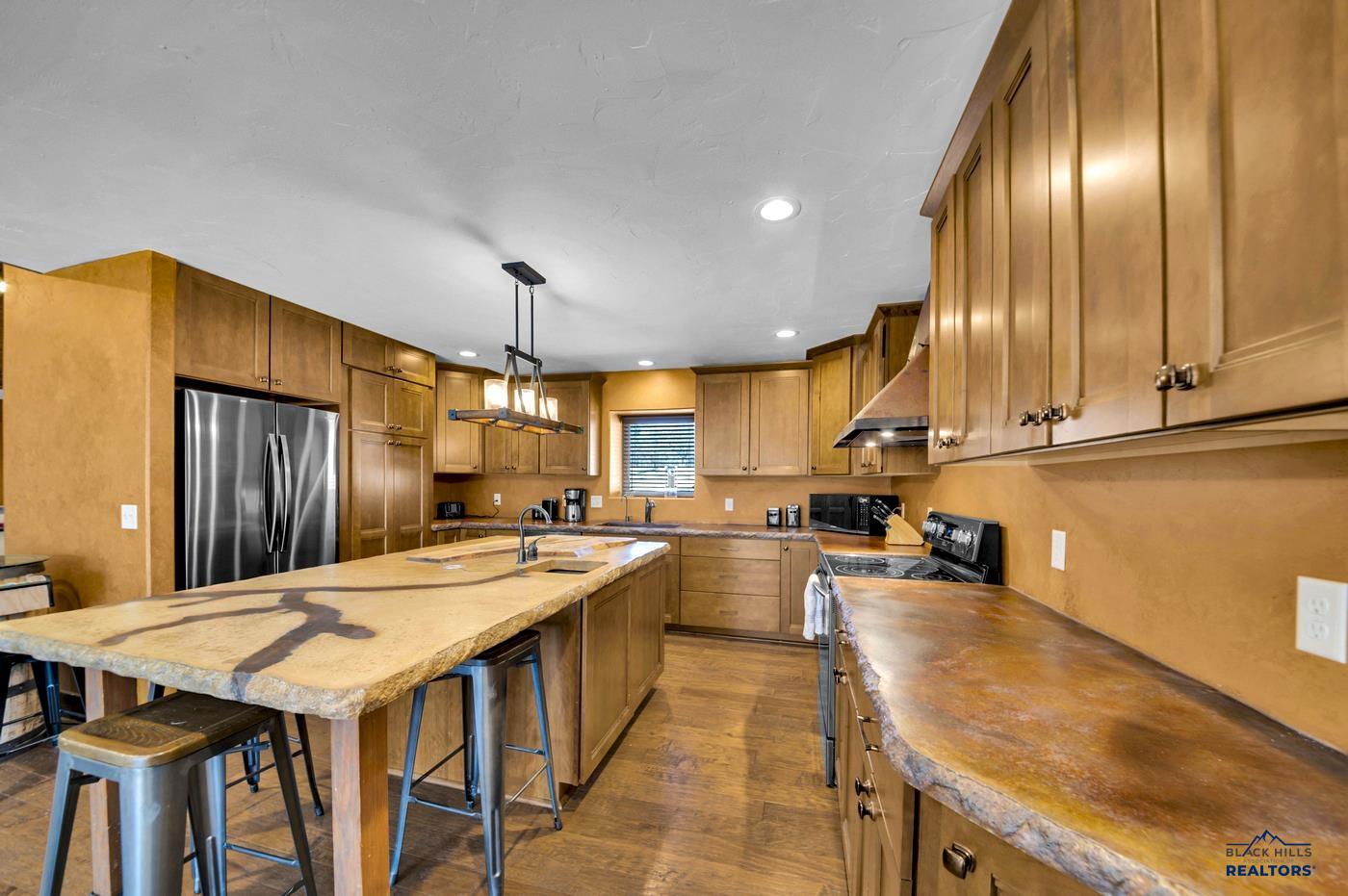 Sturgis, South Dakota, 57785, United States, ,3 BathroomsBathrooms,Residential,Active,1741164