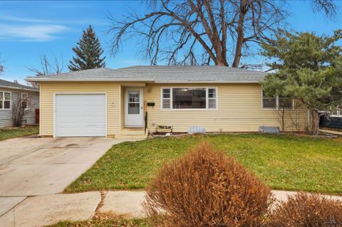 210 STANLEY CT Rapid City SD 57702