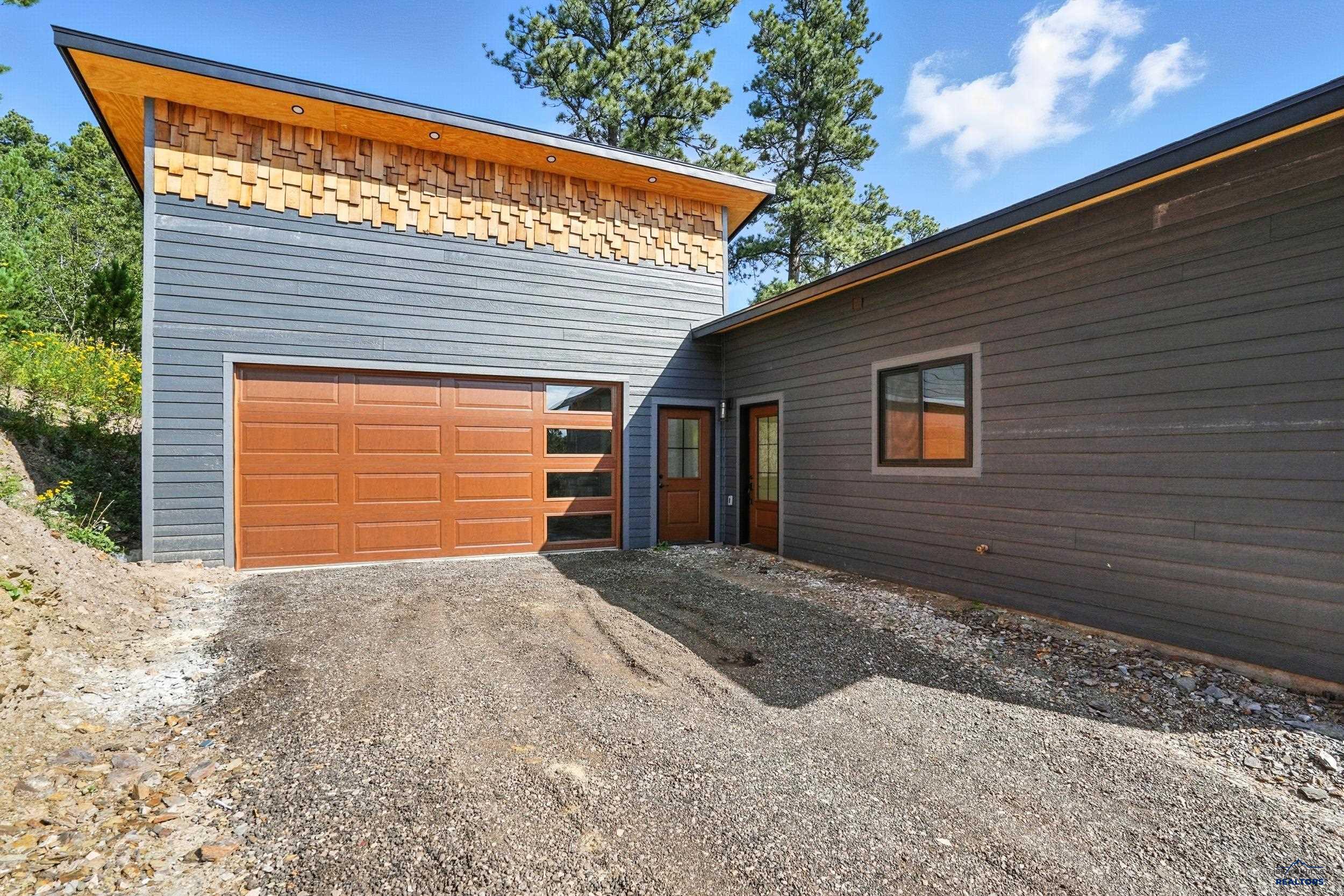 233 MOUNTAIN VIEW DR