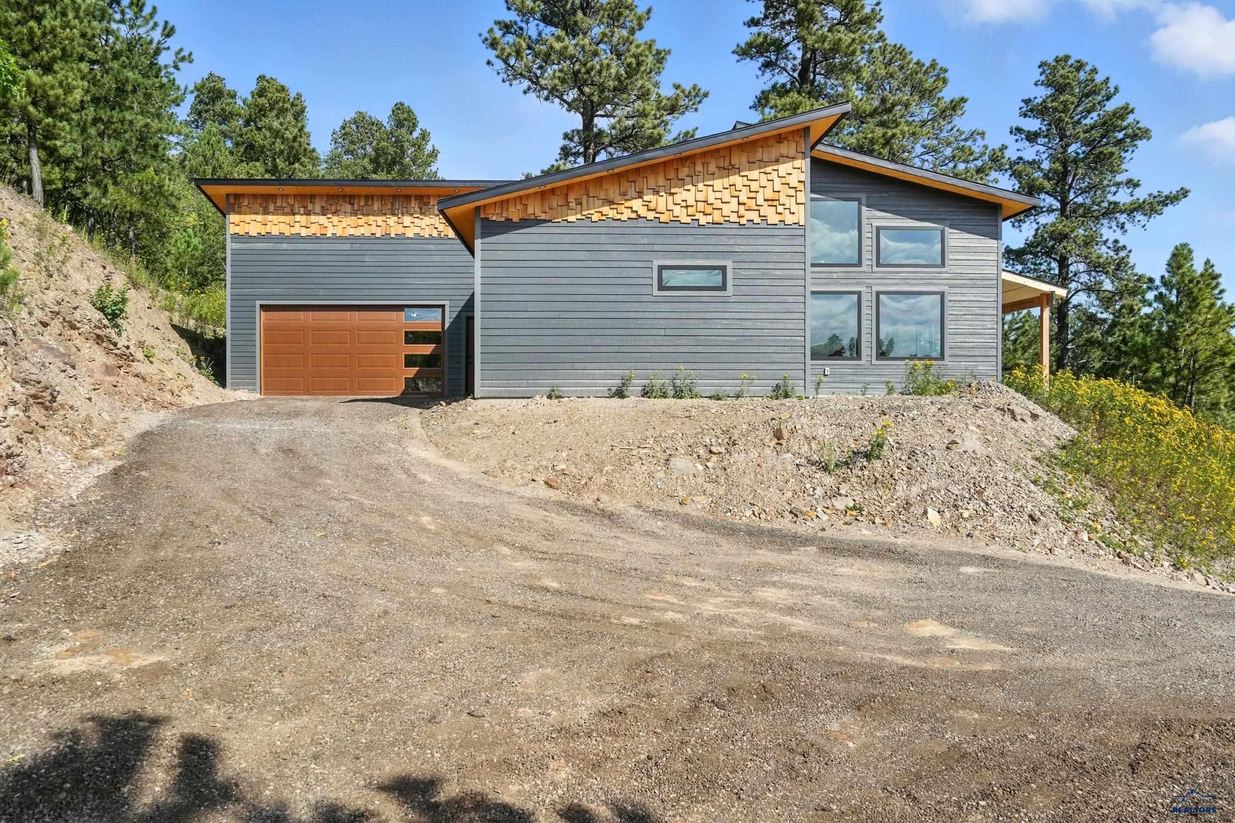 233 MOUNTAIN VIEW DR