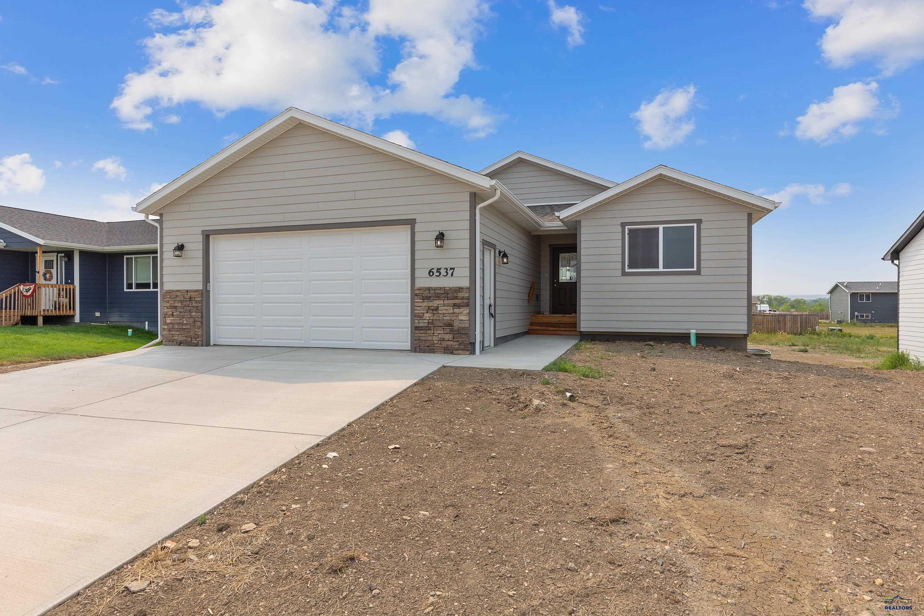 608 BULL RUN DR