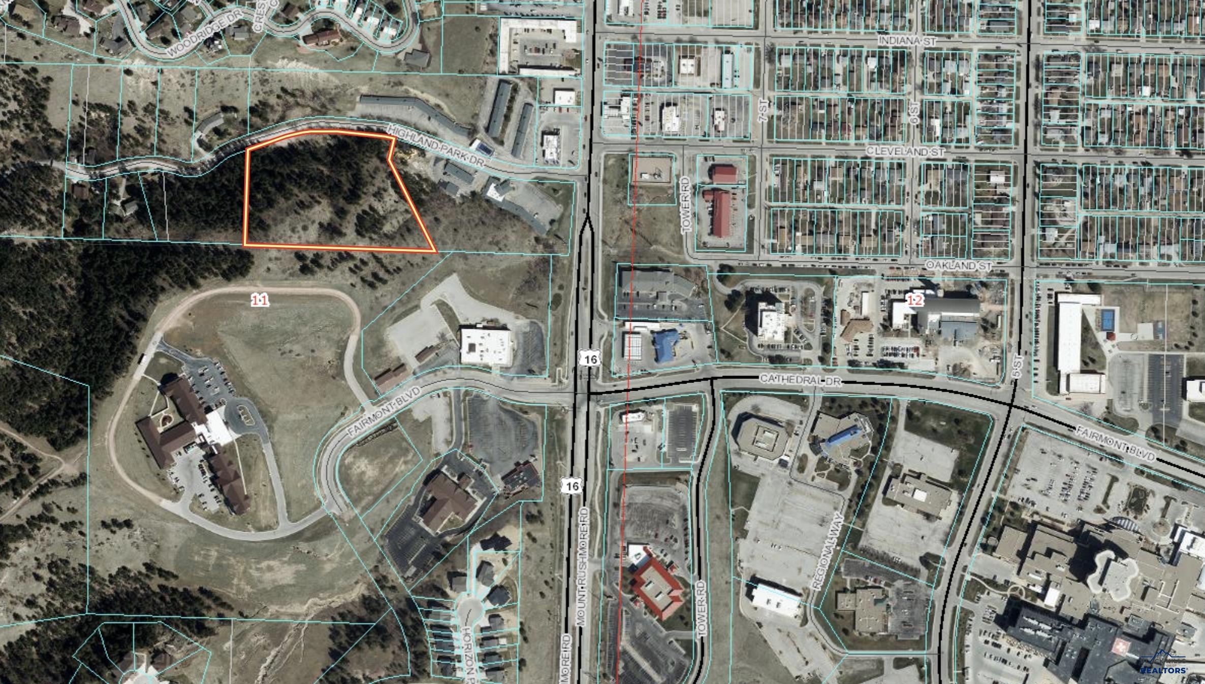 821 HIGHLAND PARK DR