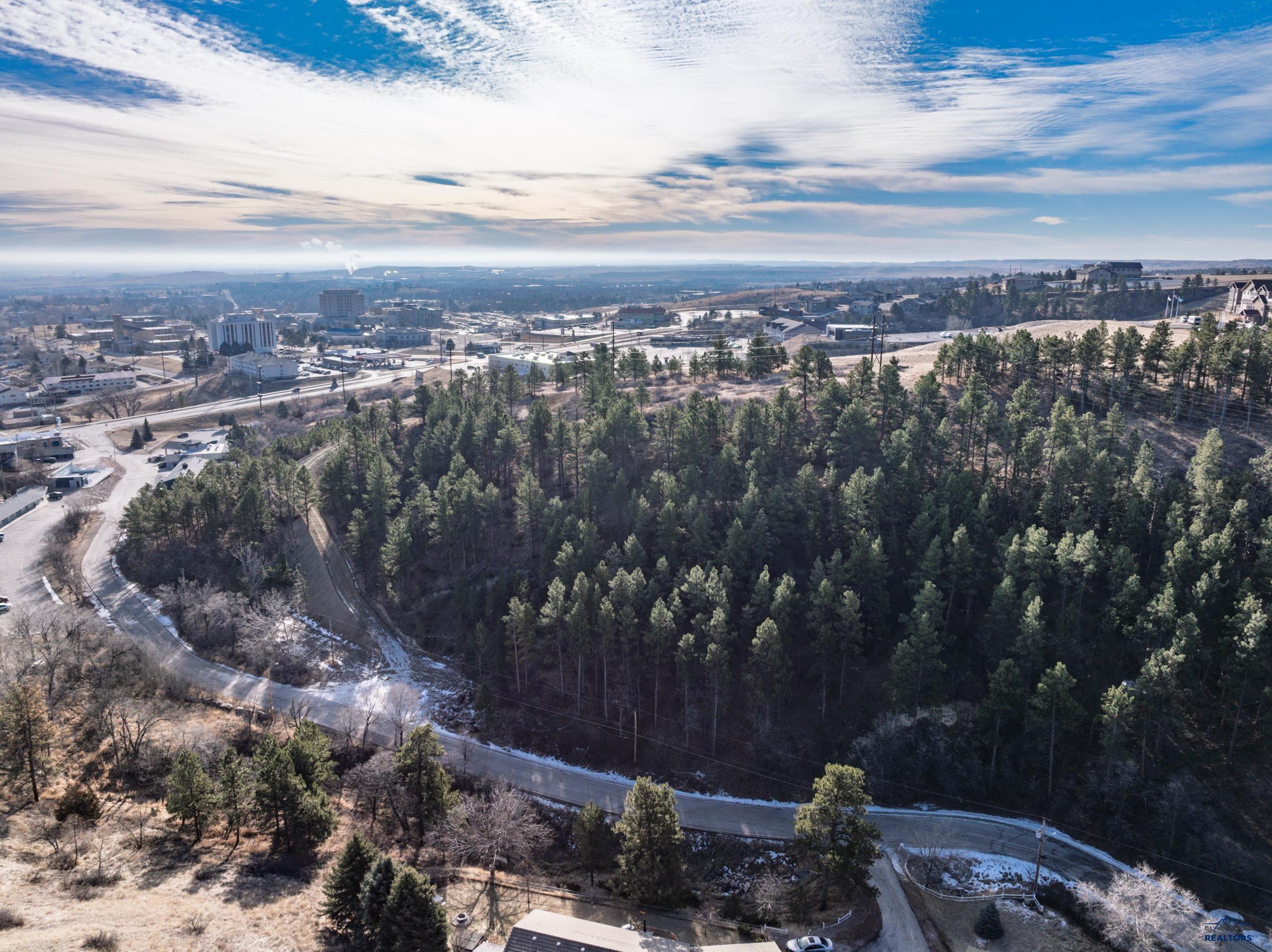 821 HIGHLAND PARK DR