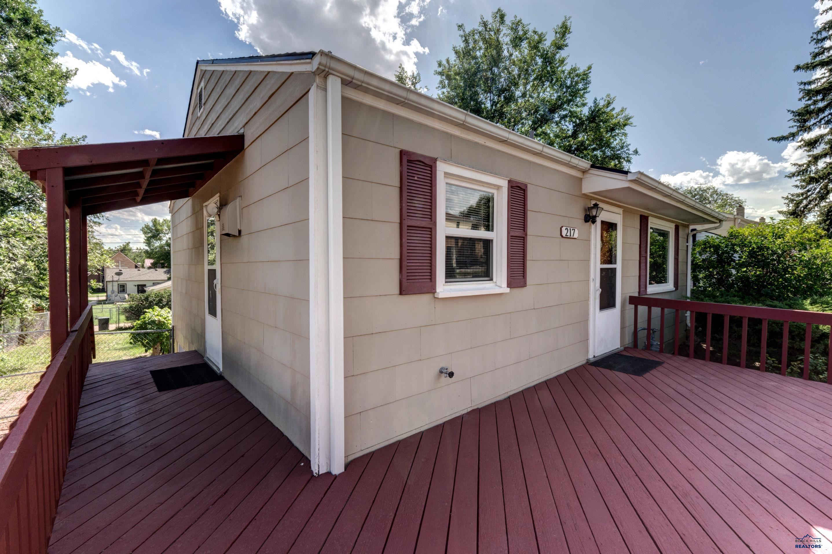 217 E ST FRANCIS