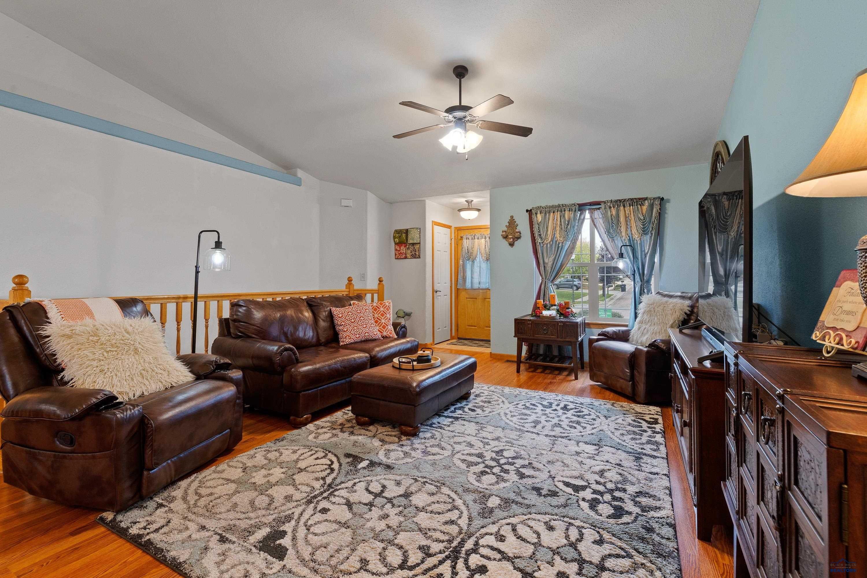 6814 SAHALEE DR