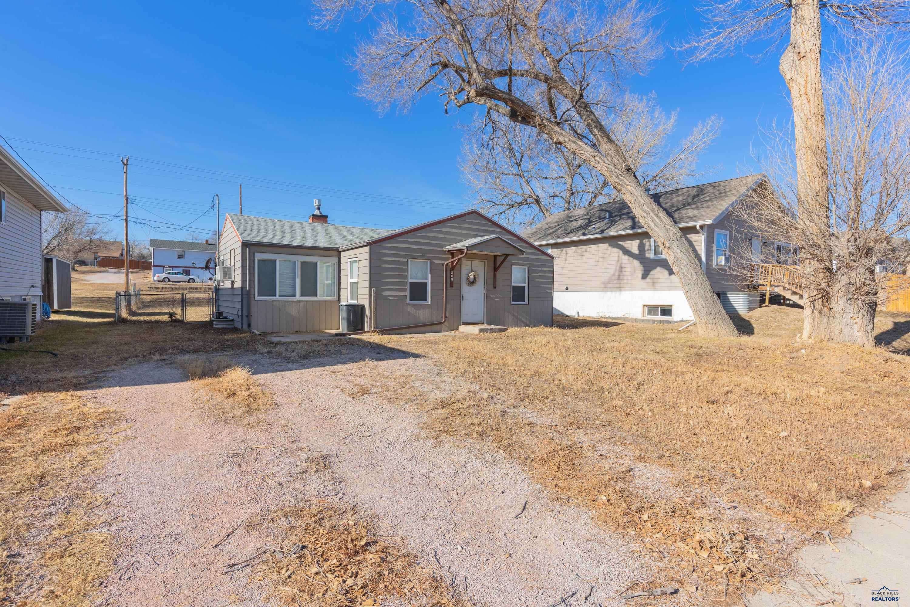 809 WILLSIE AVE