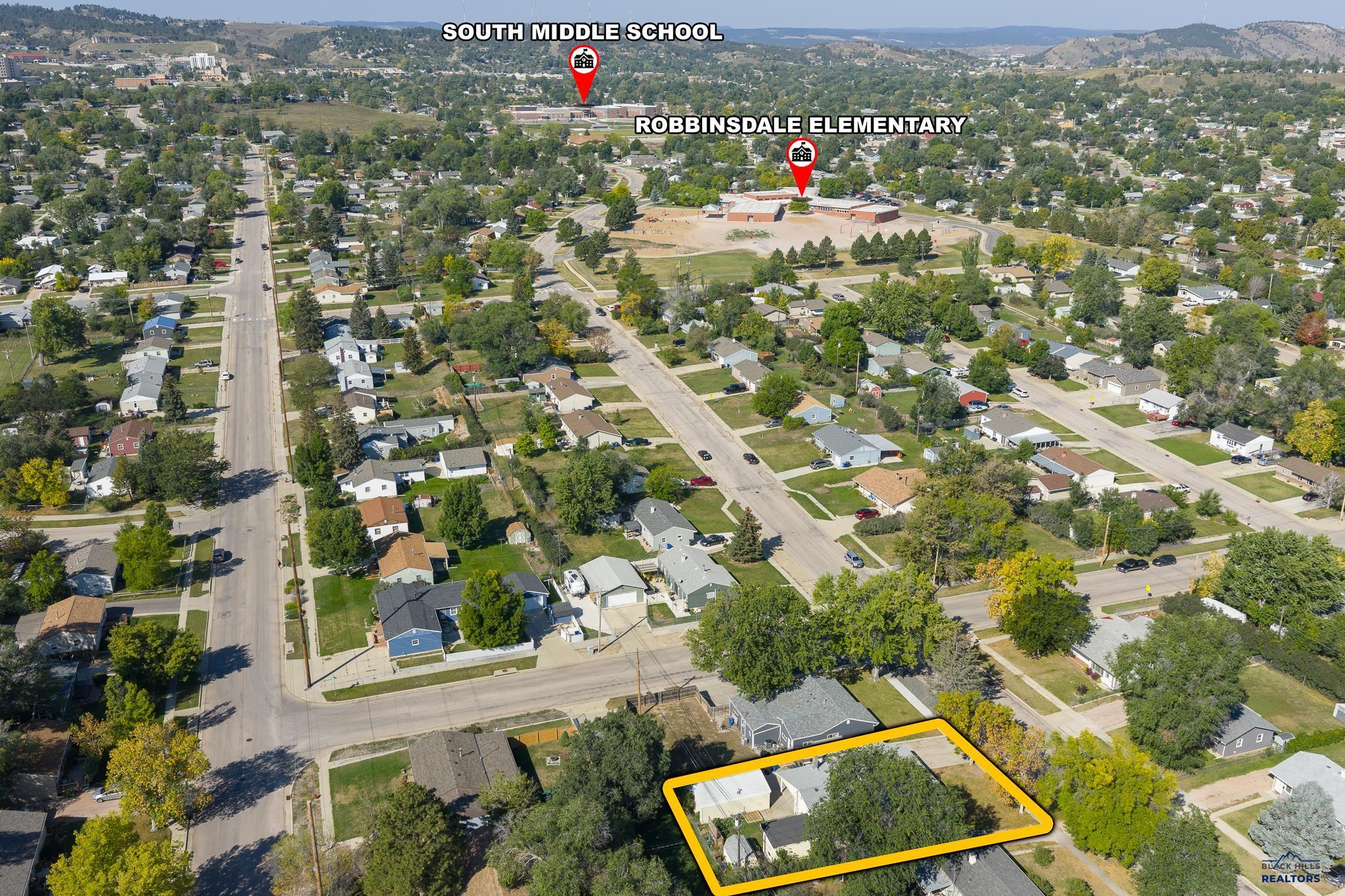 805 E INDIANA