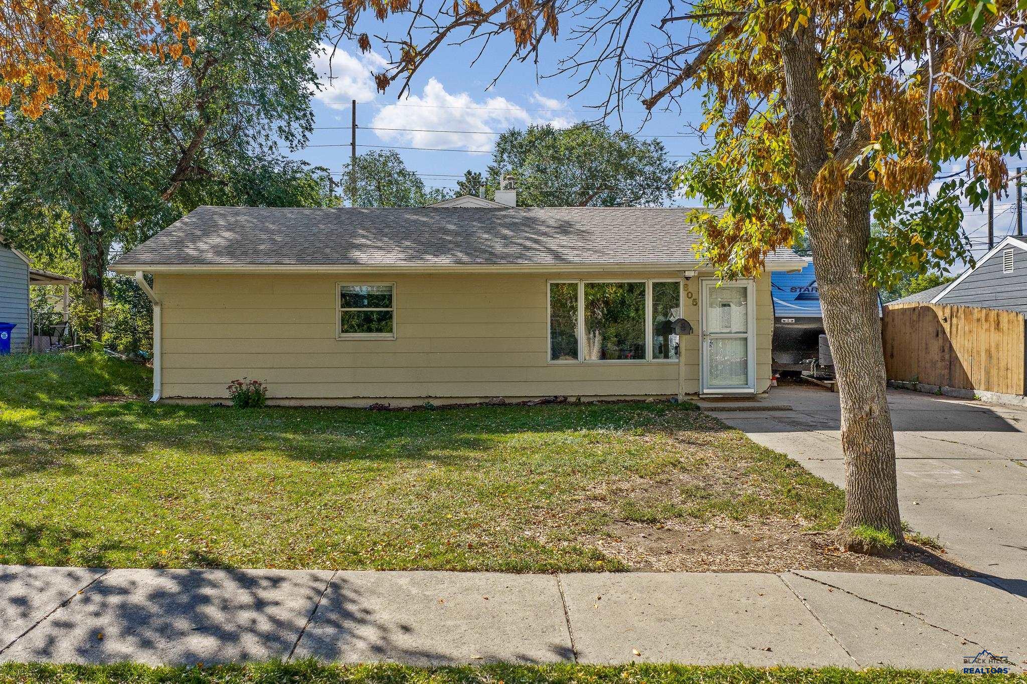 805 E INDIANA