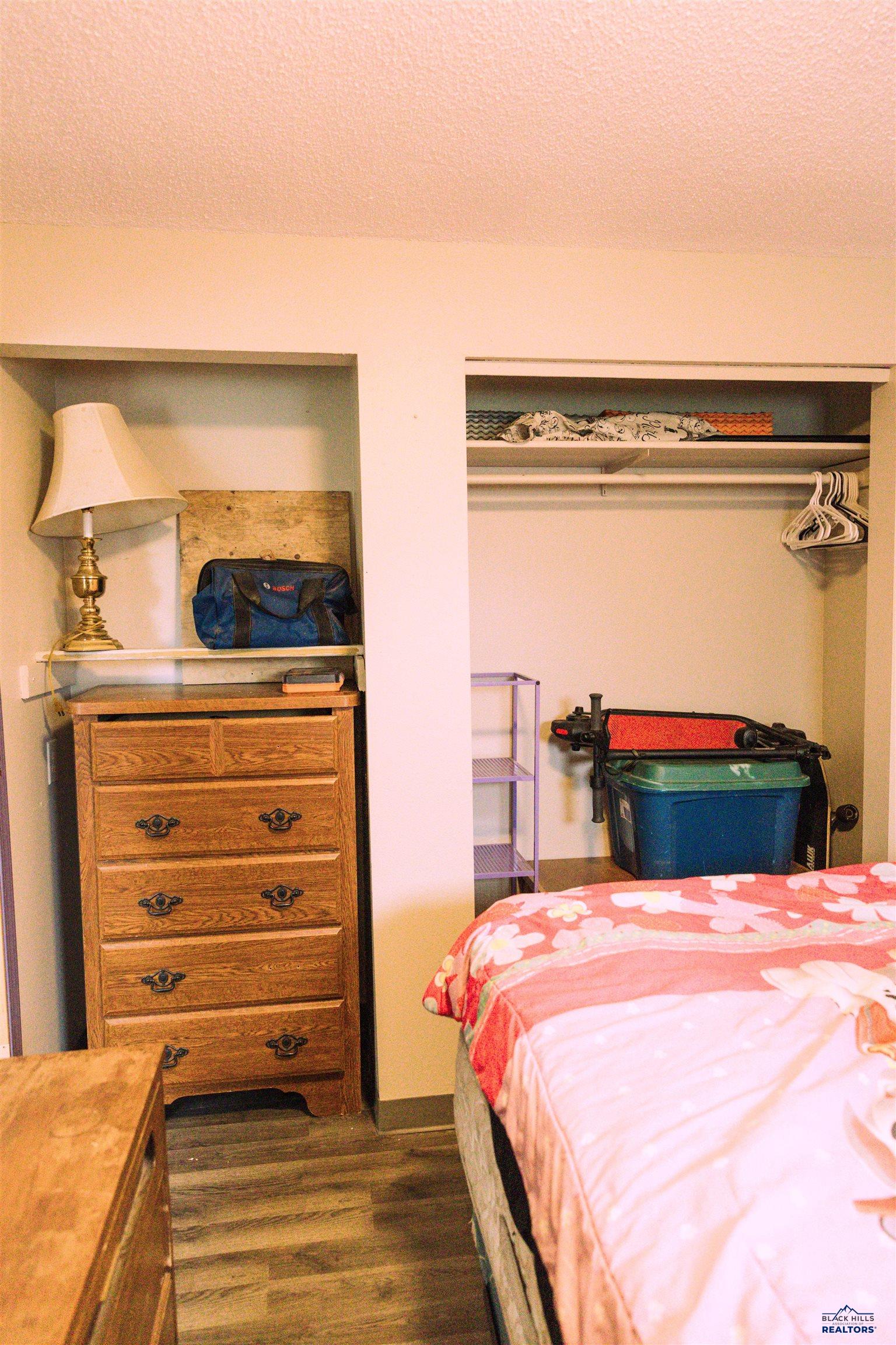 Rapid City, South Dakota 57701, United States, 2 Bedrooms Bedrooms, ,1 BathroomBathrooms,Residential,Active,184260