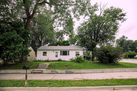 1011 LEMMON AVE Rapid City SD 57701