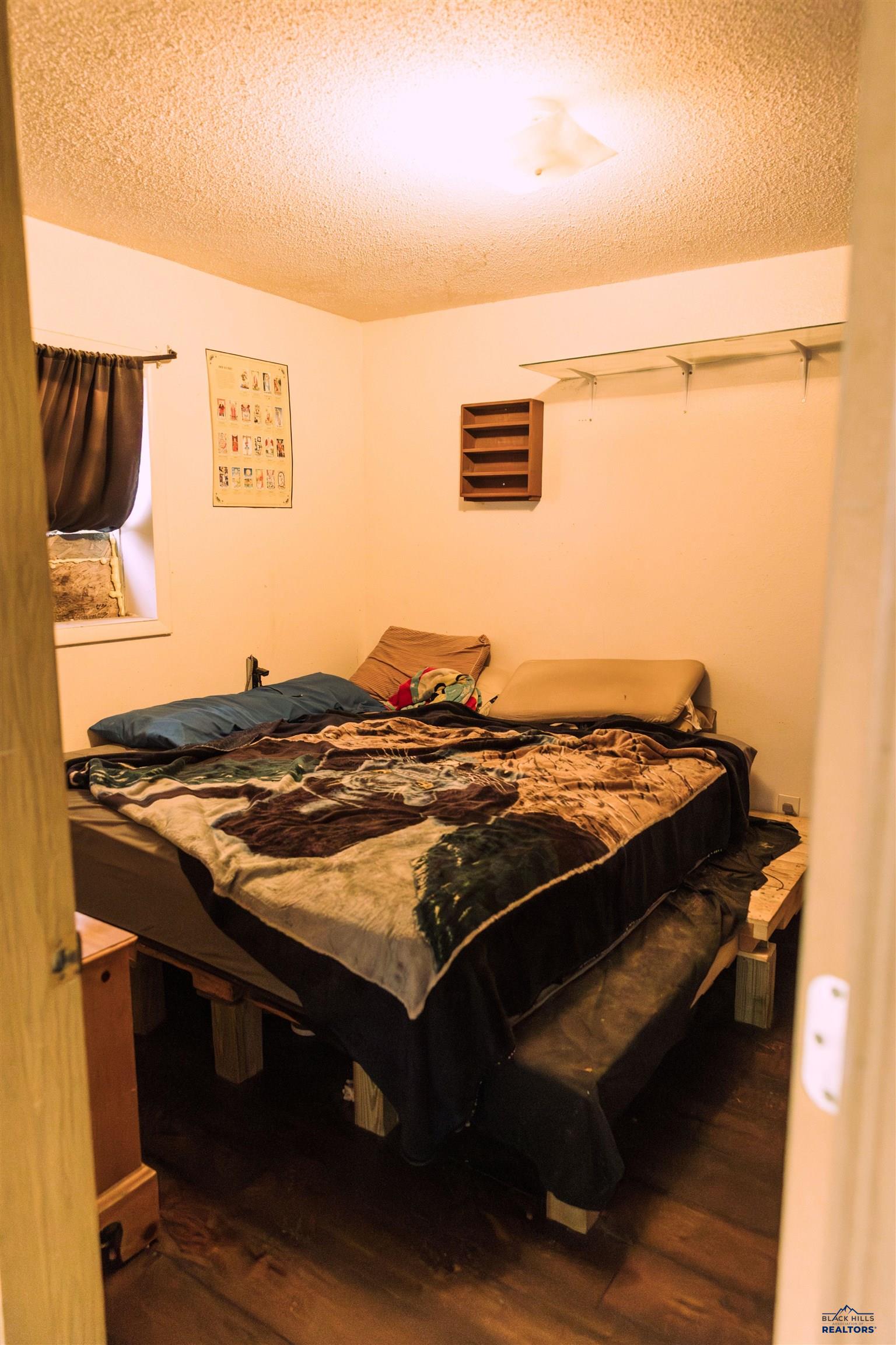 Rapid City, South Dakota 57701, United States, 2 Bedrooms Bedrooms, ,1 BathroomBathrooms,Residential,Active,184260