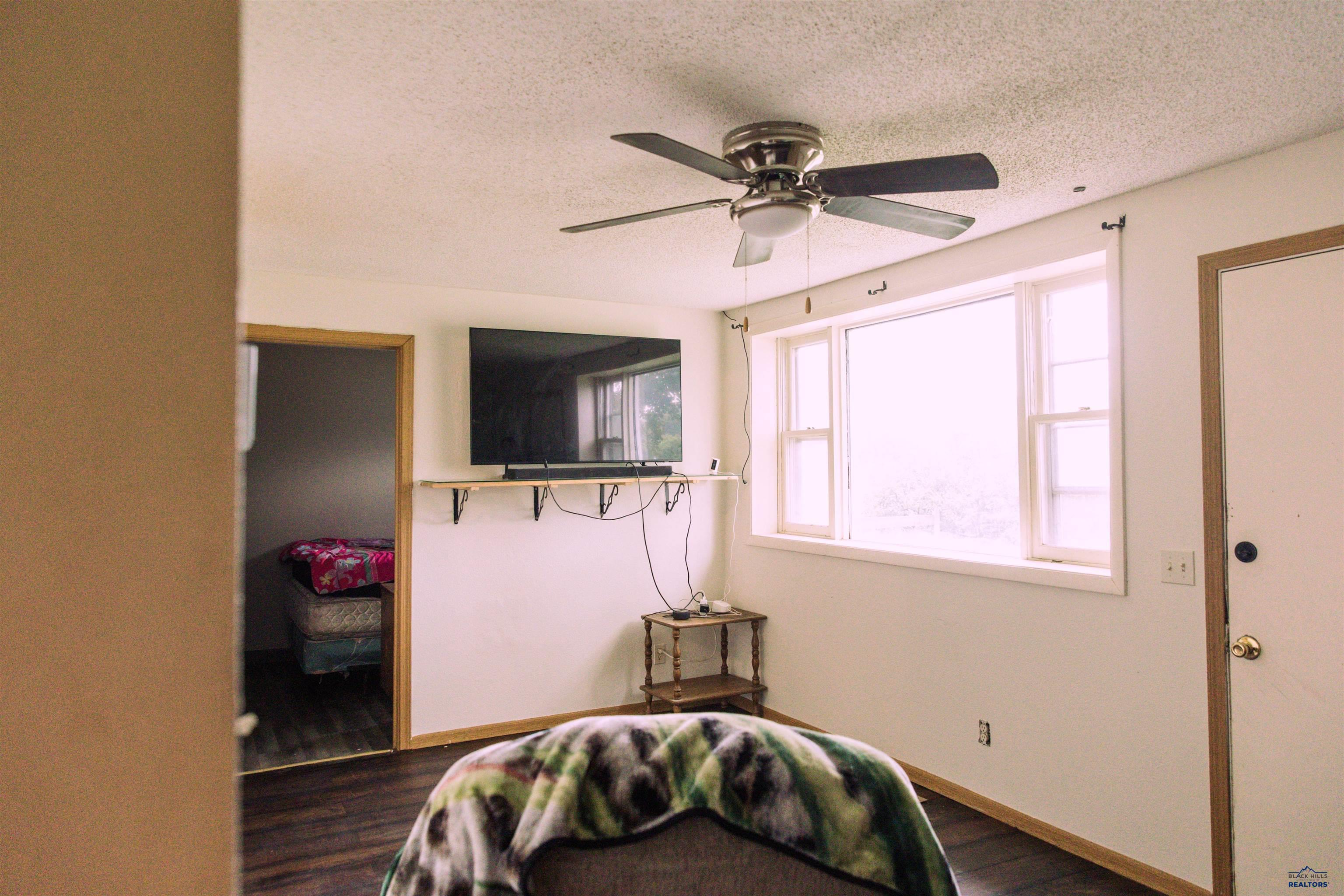 Rapid City, South Dakota 57701, United States, 2 Bedrooms Bedrooms, ,1 BathroomBathrooms,Residential,Active,184260